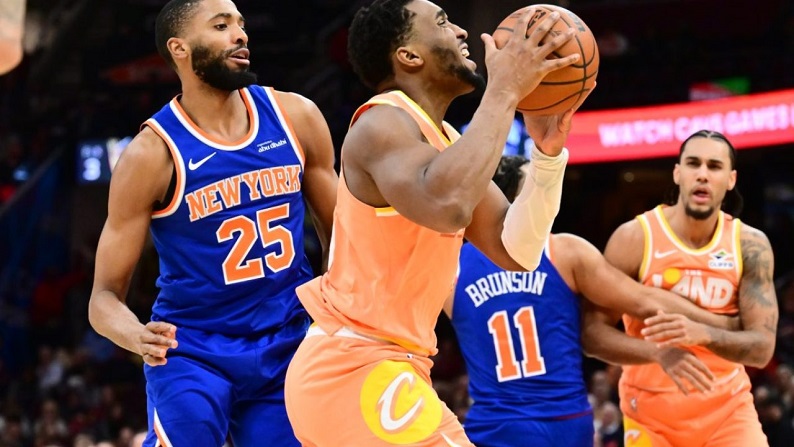 New York Knicks käänsi ottelun kulun vain kahdeksassa minuutissa